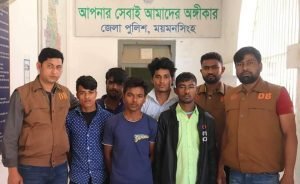 মোবাইল চোর ও মাদ্রক ব্যবসায়ীসহ ৫ অপরাধীকে গ্রেপ্তার