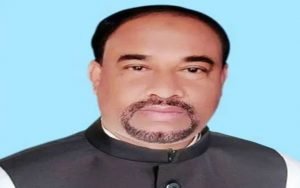 ফুলবাড়িয়া উপজেলা পরিষদের চেয়ারম্যান আব্দুল মালেক সরকার