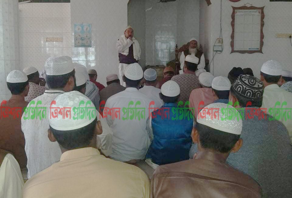 আমিনুল হক শামীমের সুস্থতা চেয়ে  ত্রিশালের মেয়র আনিছের উদ্যোগে দোয়া