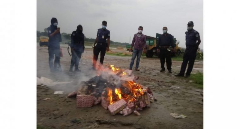 ত্রিশালে -নকল-ব্যান্ডরোলযুক্ত-বিড়ি-বিক্রি-করায়-অর্থদণ্ড