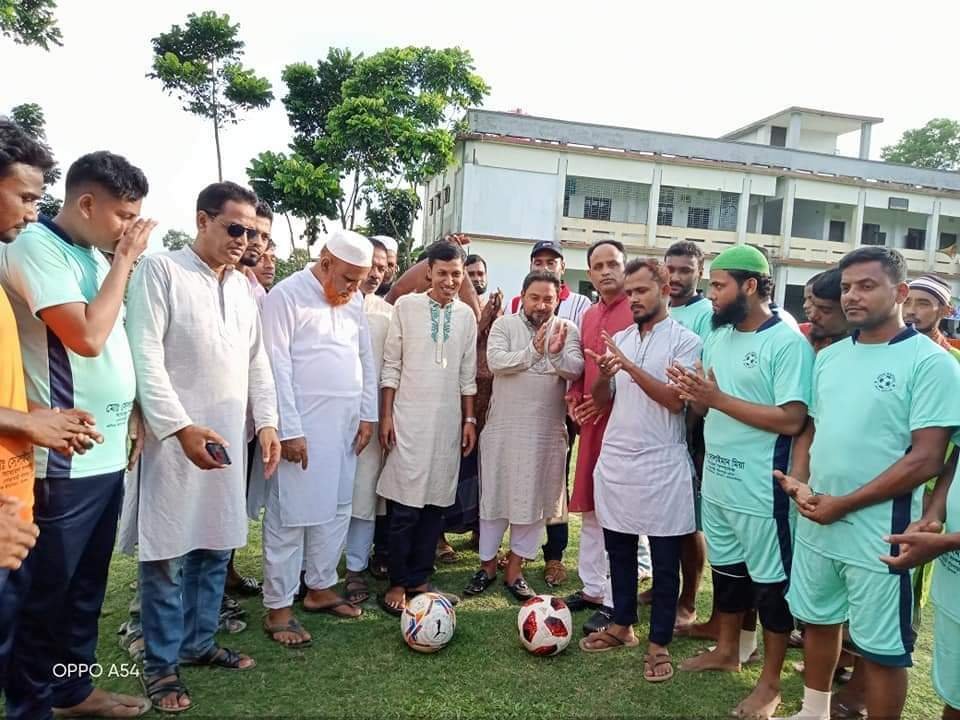 ত্রিশালের মঠবাড়ি ফুটবল ফাইনাল খেলা অনুষ্ঠিত