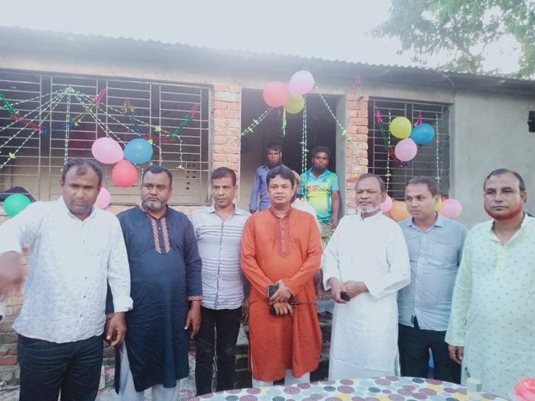 received_577252393587713