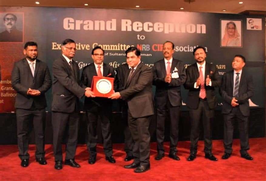 সিআইপি আব্দুল আজিজ খান।