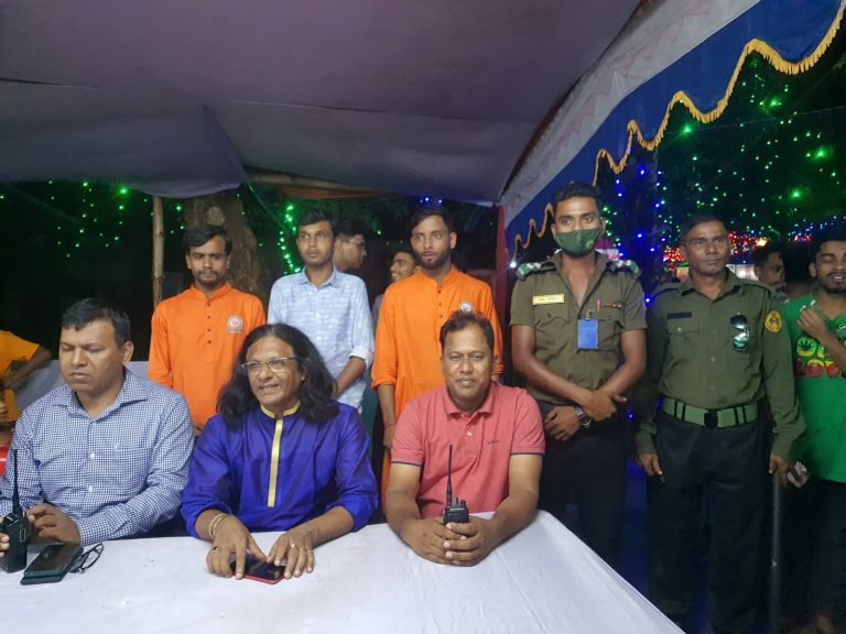 পুজাঁ মন্ডপ