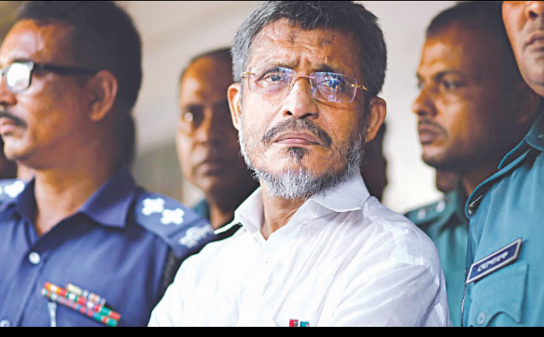 সাবেক স্বরাষ্ট্র প্রতিমন্ত্রী লুৎফুজ্জামান বাবর